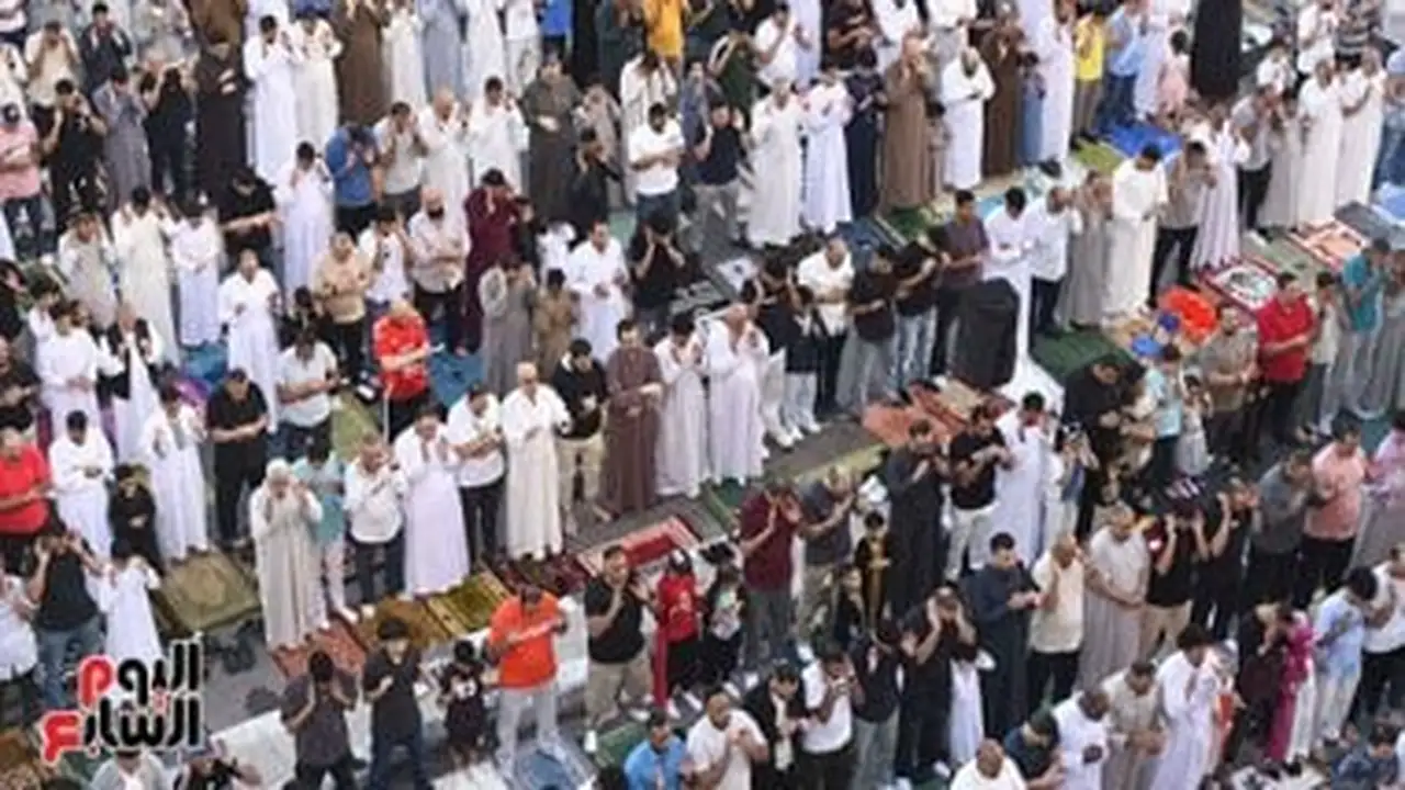 آلاف المصلين يحتفلون بعيد الأضحى في مسجد الصديق بمصر الجديدة